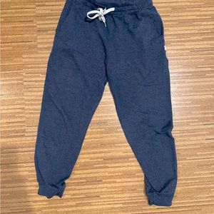 Vuori joggers, size XS